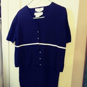 3-4-15Vintage Maggy London Twin Dress set .